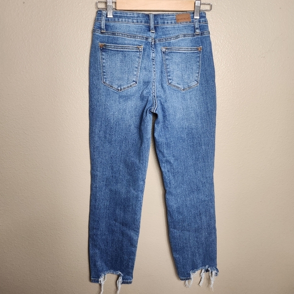 Judy Blue Womens Medium Wash Mid Rise Destructed Hem Slim Fit Jeans |3/26| - Picture 8 of 11